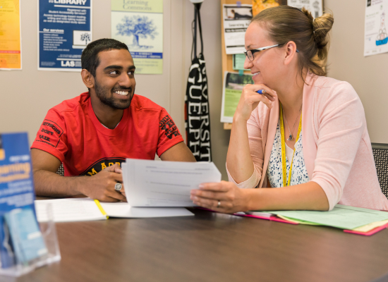 Male student meeting with an SAS Advisor